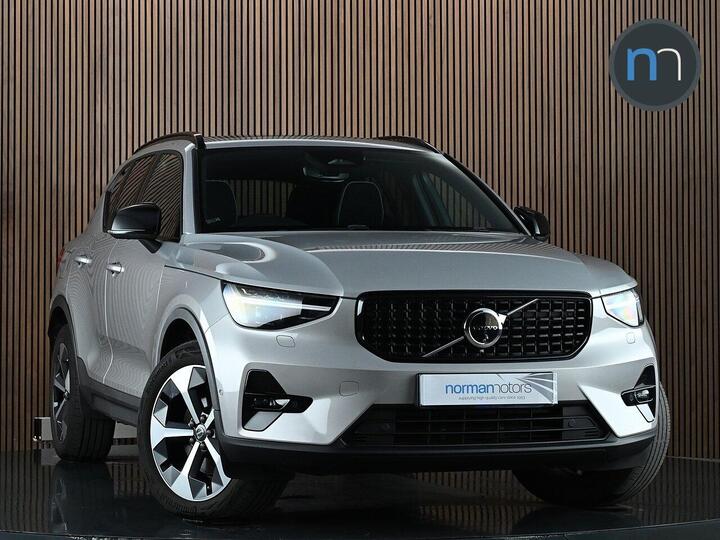 Volvo XC40 2.0 B3 MHEV Ultimate DCT Auto Euro 6 (s/s) 5dr