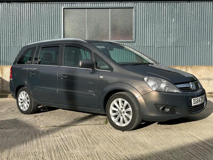 Vauxhall Zafira 1.7 CDTi EcoFLEX Design Euro 5 5dr (SNav) Vauxhall Zafira 1.7 CDTi EcoFLEX Design Euro 5 5dr (SNav)