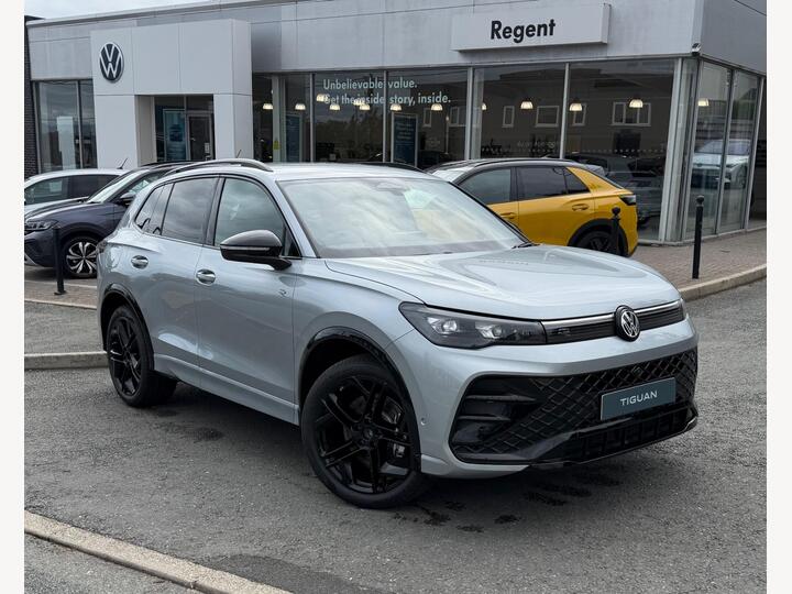 Volkswagen Tiguan 1.5 ETSI MHEV Black Edition DSG Euro 6 (s/s) 5dr