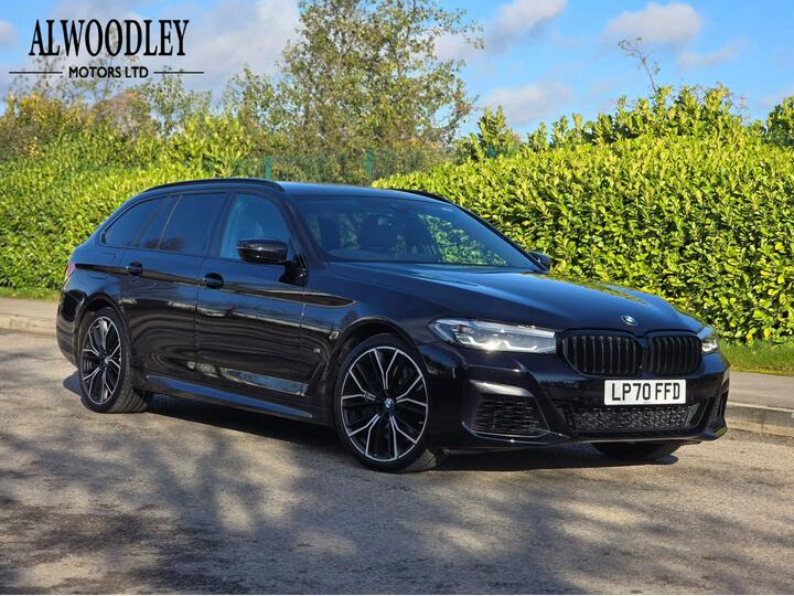 BMW 5 Series 3.0 540i MHT M Sport Touring Steptronic XDrive Euro 6 (s/s) 5dr BMW 5 Series 3.0 540i MHT M Sport Touring Steptronic XDrive Euro 6 (s/s) 5dr