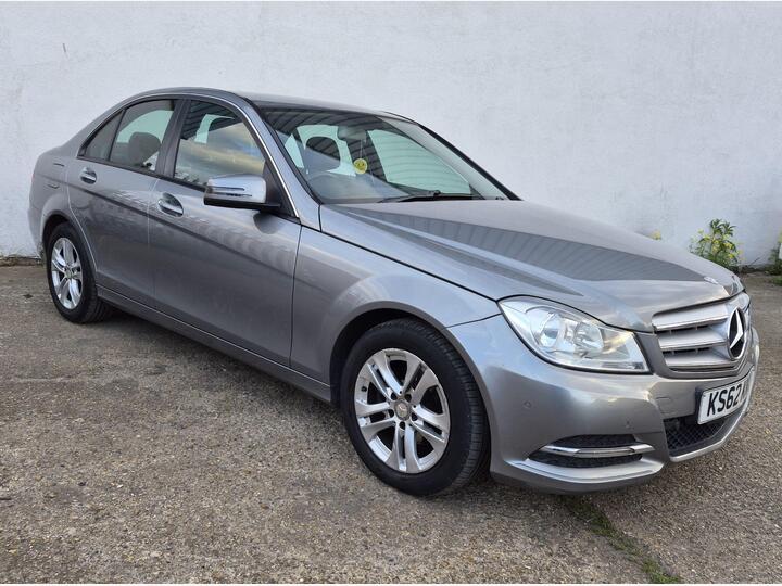 Mercedes-Benz C Class 1.6 C180 BlueEfficiency Executive SE G-Tronic+ Euro 5 (s/s) 4dr
