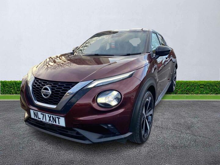Nissan JUKE 1.0 DIG-T Tekna Euro 6 (s/s) 5dr