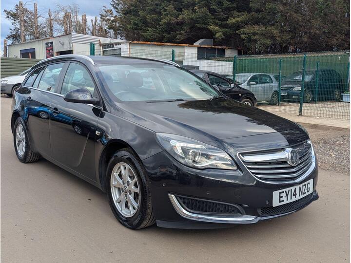 Vauxhall Insignia 2.0 CDTi EcoFLEX Design Sports Tourer Euro 5 (s/s) 5dr Vauxhall Insignia 2.0 CDTi EcoFLEX Design Sports Tourer Euro 5 (s/s) 5dr