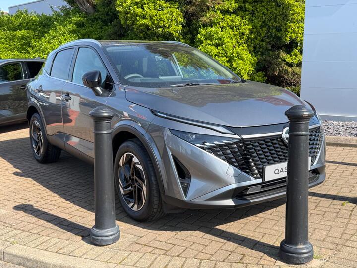 Nissan Qashqai 1.3 DIG-T MHEV N-Connecta XTRON Euro 6 (s/s) 5dr