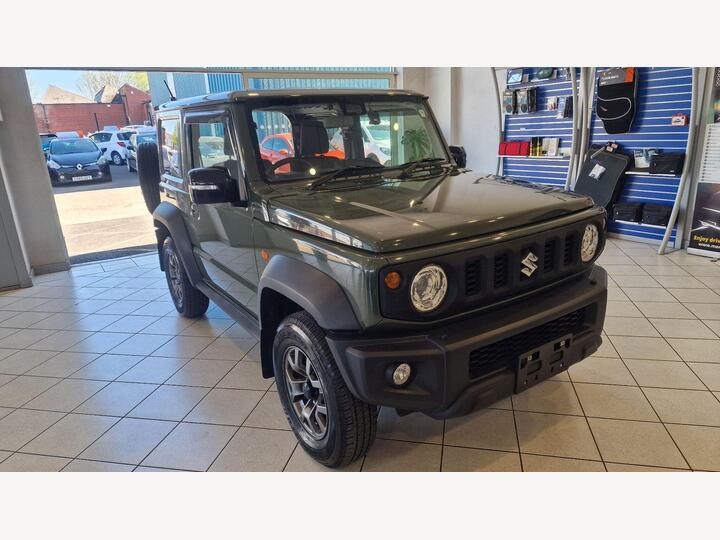 Suzuki Jimny Sierra SZ5 ALLGRIP