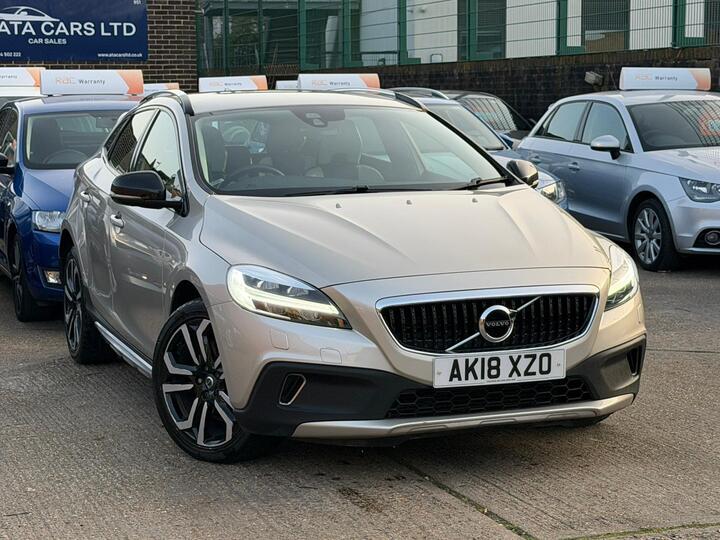 Volvo V40 Cross Country 1.5 T3 GPF Pro Auto Euro 6 (s/s) 5dr