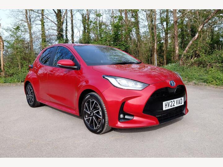 Toyota Yaris 1.5 VVT-h Design E-CVT Euro 6 (s/s) 5dr