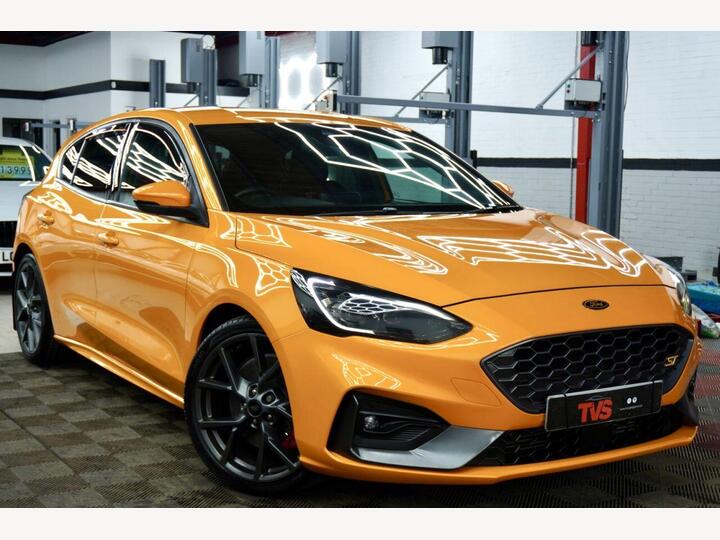 Ford FOCUS 2.3T EcoBoost ST Euro 6 (s/s) 5dr