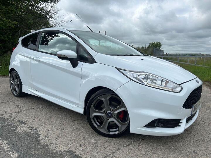 Ford FIESTA 1.6T EcoBoost ST-3 Euro 6 3dr