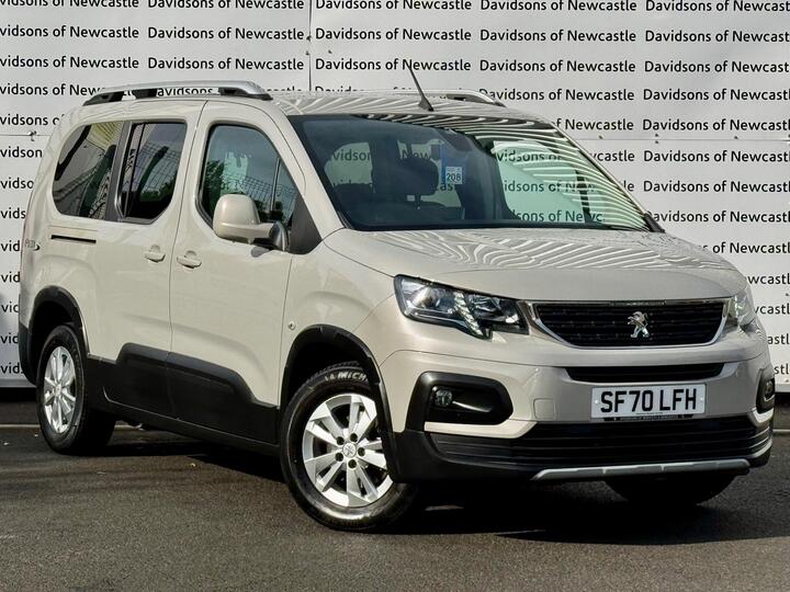 Peugeot Rifter 1.5 BlueHDi Allure Long MPV Euro 6 (s/s) 5dr Peugeot Rifter 1.5 BlueHDi Allure Long MPV Euro 6 (s/s) 5dr