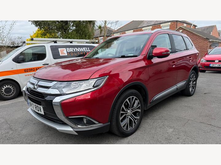 Mitsubishi Outlander 2.2 DI-D 4 Auto 4WD Euro 6 5dr
