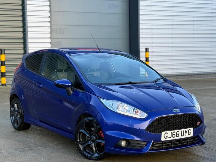 Ford Fiesta 1.6T EcoBoost ST-2 Euro 6 3dr