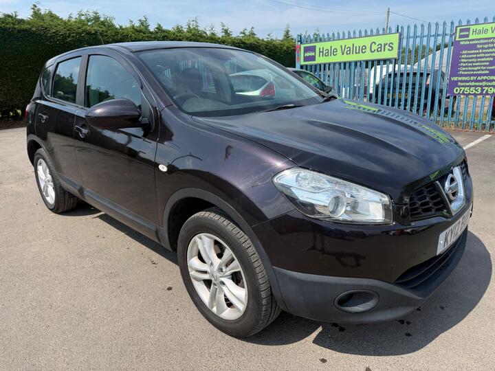Nissan Qashqai 1.6 Acenta 2WD Euro 5 (s/s) 5dr Nissan Qashqai 1.6 Acenta 2WD Euro 5 (s/s) 5dr