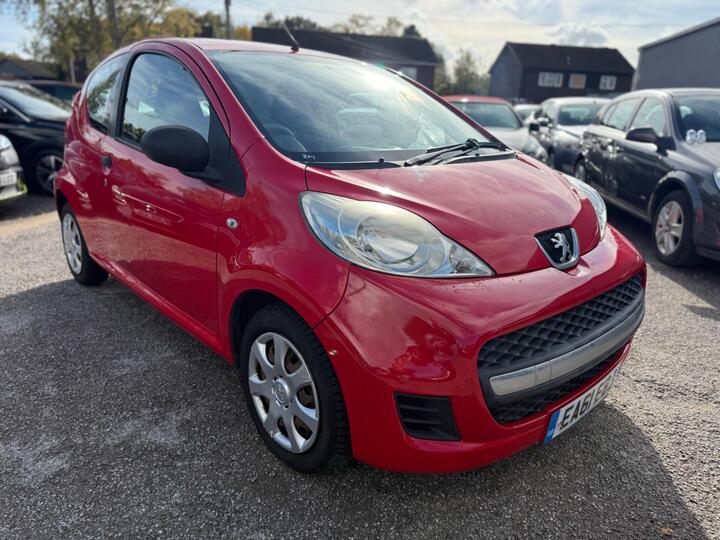 Peugeot 107 1.0 12V Urban Lite Euro 5 3dr Peugeot 107 1.0 12V Urban Lite Euro 5 3dr