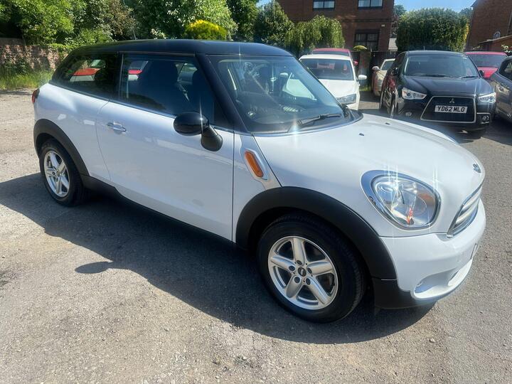 MINI Paceman 1.6 Cooper Euro 5 (s/s) 3dr MINI Paceman 1.6 Cooper Euro 5 (s/s) 3dr
