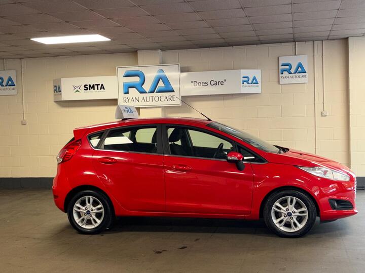 Ford Fiesta 1.0T EcoBoost Zetec Euro 6 (s/s) 5dr