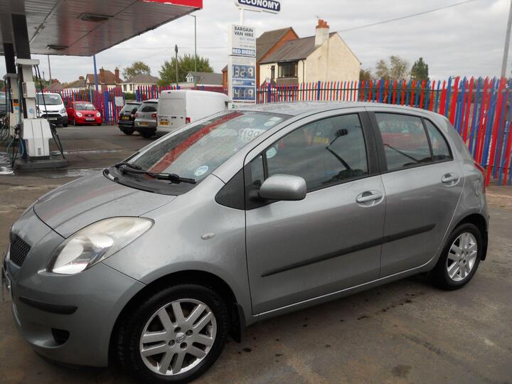 Toyota Yaris 1.3 VVT-i TR 5dr