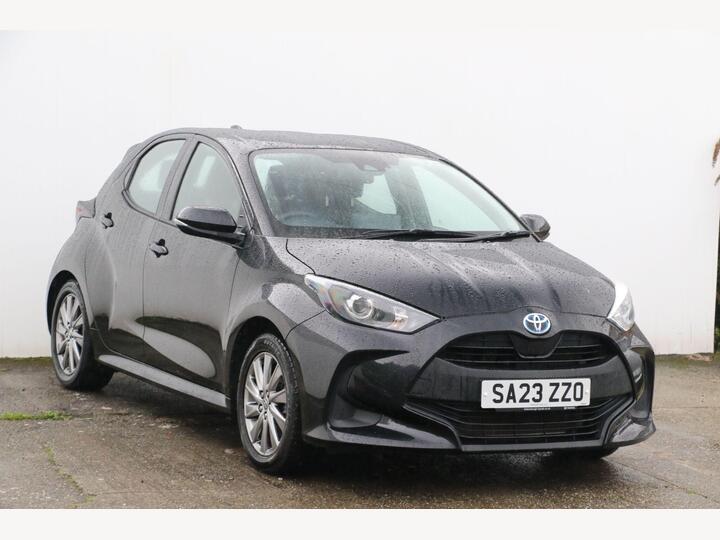 Toyota Yaris 1.5 VVT-h Icon E-CVT Euro 6 (s/s) 5dr