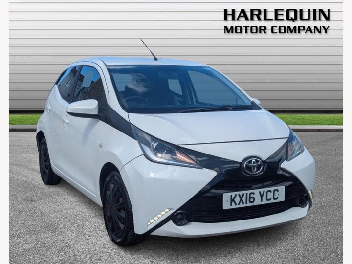 Toyota AYGO 1.0 VVT-i X-play Euro 6 5dr