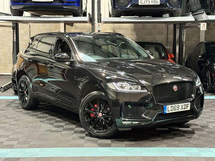 Jaguar F-PACE 2.0 P250i Chequered Flag Auto AWD Euro 6 (s/s) 5dr