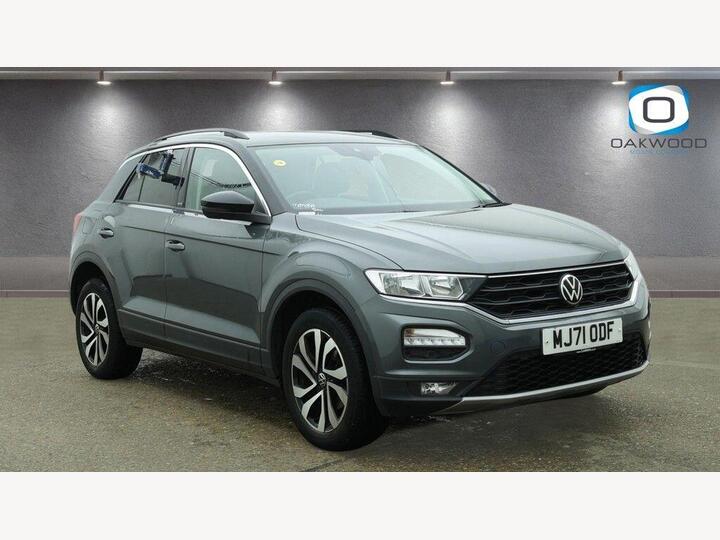 Volkswagen T-ROC 1.0 TSI Active Euro 6 (s/s) 5dr Volkswagen T-ROC 1.0 TSI Active Euro 6 (s/s) 5dr