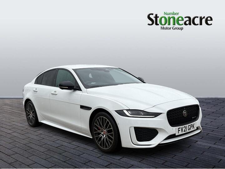 Jaguar XE 2.0 D200 MHEV R-Dynamic SE Auto Euro 6 (s/s) 4dr