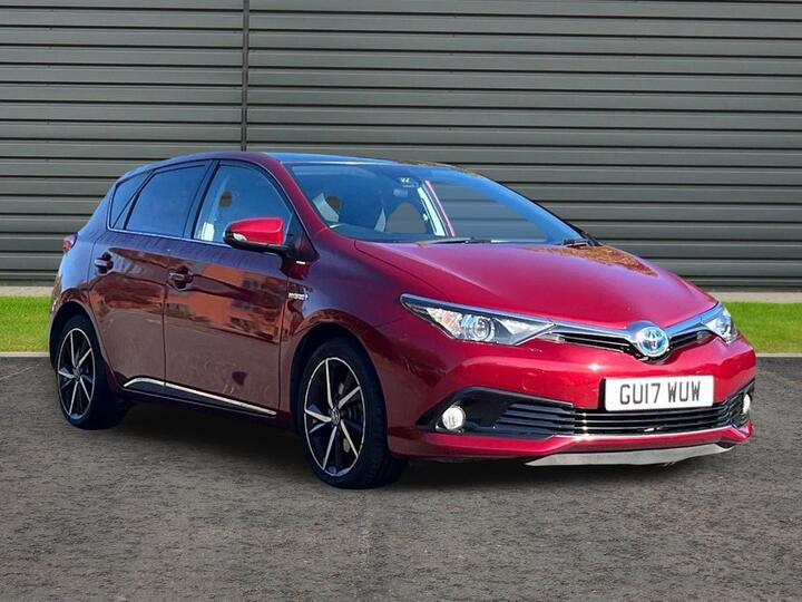 Toyota Auris 1.8 VVT-h Design CVT Euro 6 (s/s) 5dr (Safety Sense) Toyota Auris 1.8 VVT-h Design CVT Euro 6 (s/s) 5dr (Safety Sense)