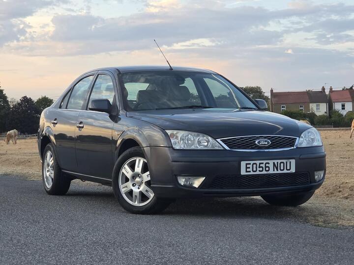 Ford Mondeo 2.0 Ghia 5dr