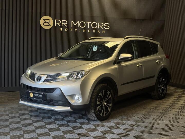 Toyota RAV4 2.0 D-4D Invincible 4WD Euro 5 (s/s) 5dr