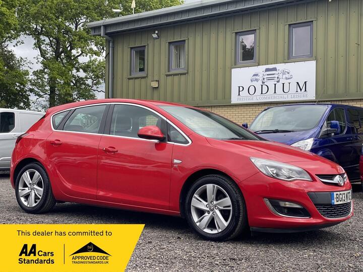 Vauxhall Astra 1.6 16v SRi Euro 5 5dr