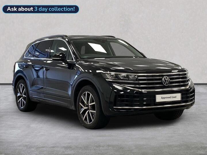 Volkswagen TOUAREG 3.0 V6 TSI EHybrid 14.3kWh Elegance Tiptronic 4Motion Euro 6 (s/s) 5dr Volkswagen TOUAREG 3.0 V6 TSI EHybrid 14.3kWh Elegance Tiptronic 4Motion Euro 6 (s/s) 5dr