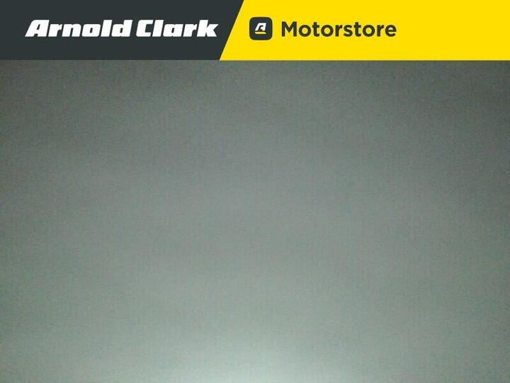 Renault Captur 1.0 TCe Iconic Euro 6 (s/s) 5dr