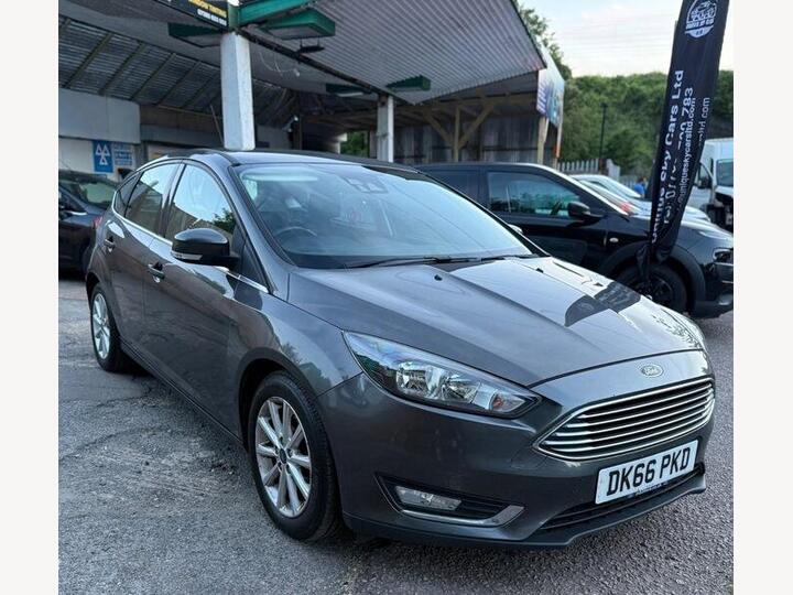 Ford Focus 1.0T EcoBoost Titanium Euro 6 (s/s) 5dr