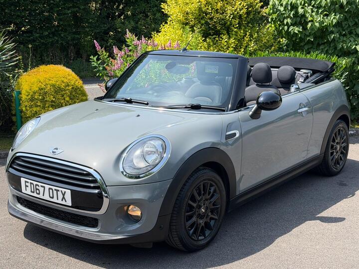 MINI Convertible 1.5 Cooper Auto Euro 6 (s/s) 2dr