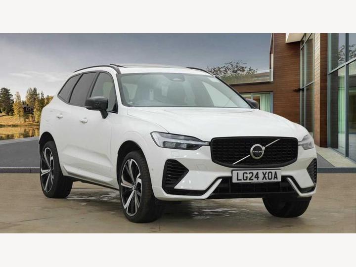 Volvo XC60 2.0h T8 Recharge 18.8kWh Ultimate Dark Auto AWD Euro 6 (s/s) 5dr