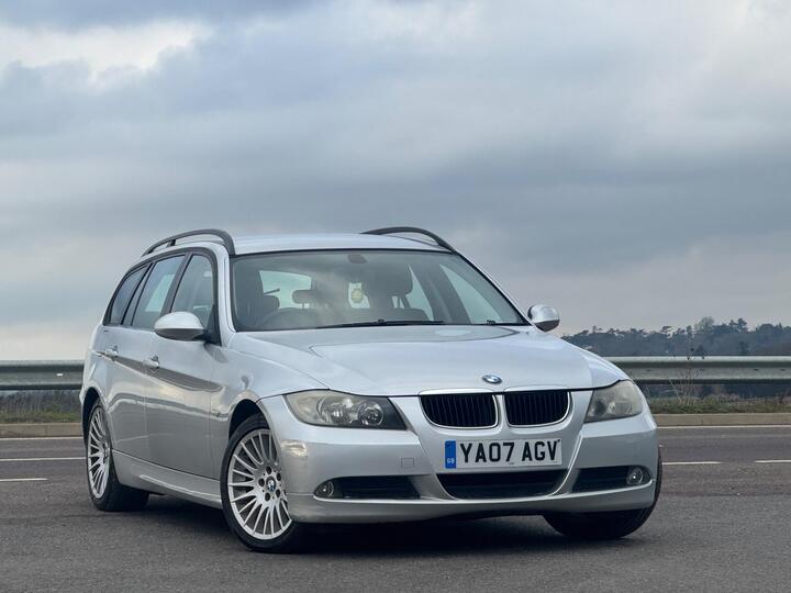 BMW 3 Series 2.0 318i SE Touring Euro 4 5dr BMW 3 Series 2.0 318i SE Touring Euro 4 5dr