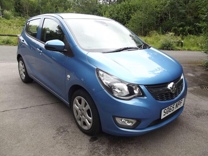 Vauxhall Viva 1.0i SE Euro 6 5dr (a/c) Vauxhall Viva 1.0i SE Euro 6 5dr (a/c)