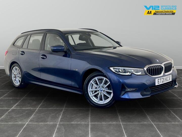 BMW 3 Series 2.0 330e 12kWh SE Pro Touring Auto Euro 6 (s/s) 5dr BMW 3 Series 2.0 330e 12kWh SE Pro Touring Auto Euro 6 (s/s) 5dr
