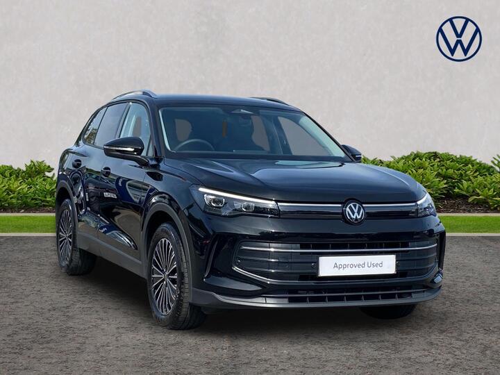 Volkswagen Tiguan 1.5 ETSI MHEV Match DSG Euro 6 (s/s) 5dr Volkswagen Tiguan 1.5 ETSI MHEV Match DSG Euro 6 (s/s) 5dr