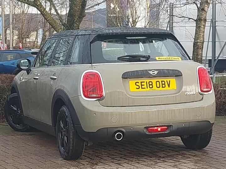 MINI Hatch 1.5 Cooper Euro 6 (s/s) 5dr