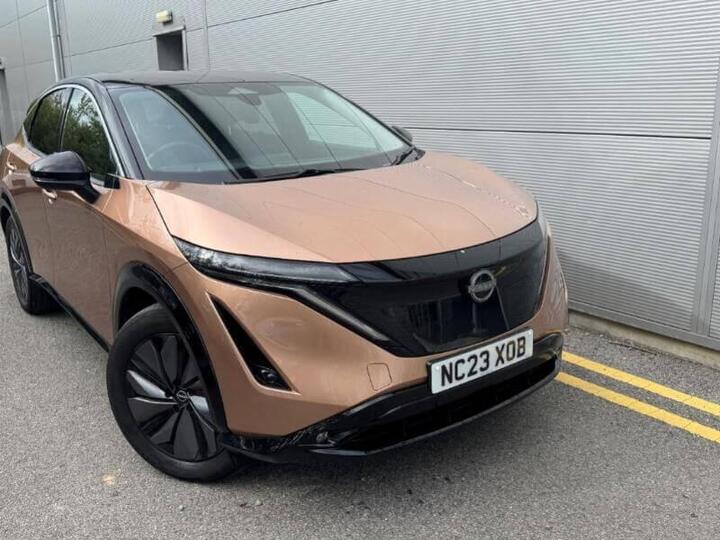 Nissan ARIYA 63kWh Advance Auto 5dr 7.4kW Charger