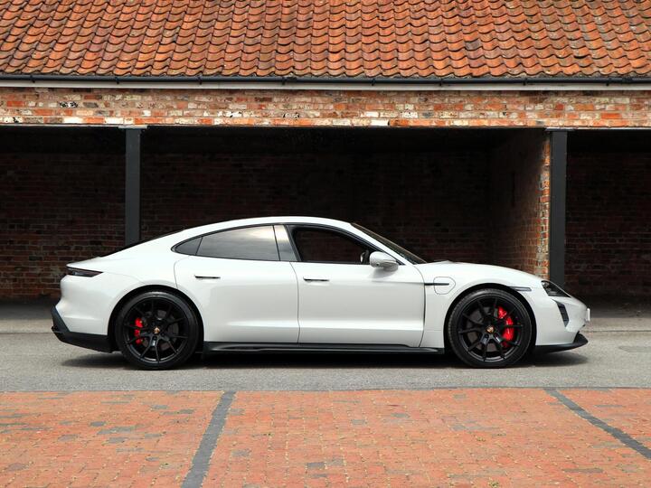 Porsche TAYCAN Performance Plus 93.4kWh GTS Auto 4WD 4dr (11kW Charger)
