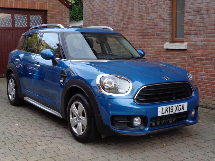 MINI Countryman 1.5 Cooper Classic Euro 6 (s/s) 5dr
