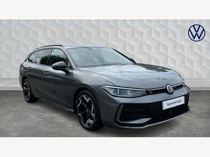 Volkswagen Passat Estate 1.5 ETSI MHEV R-Line DSG Euro 6 (s/s) 5dr Volkswagen Passat Estate 1.5 ETSI MHEV R-Line DSG Euro 6 (s/s) 5dr