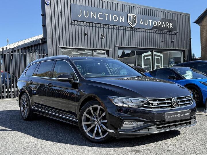 Volkswagen Passat 2.0 TDI EVO R-Line DSG Euro 6 (s/s) 5dr Volkswagen Passat 2.0 TDI EVO R-Line DSG Euro 6 (s/s) 5dr