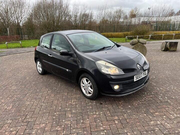 Renault Clio 1.4 16v Dynamique 3dr