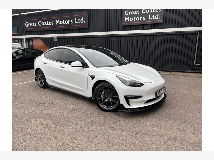 Tesla Model 3 (Dual Motor) Long Range Auto 4WDE 4dr