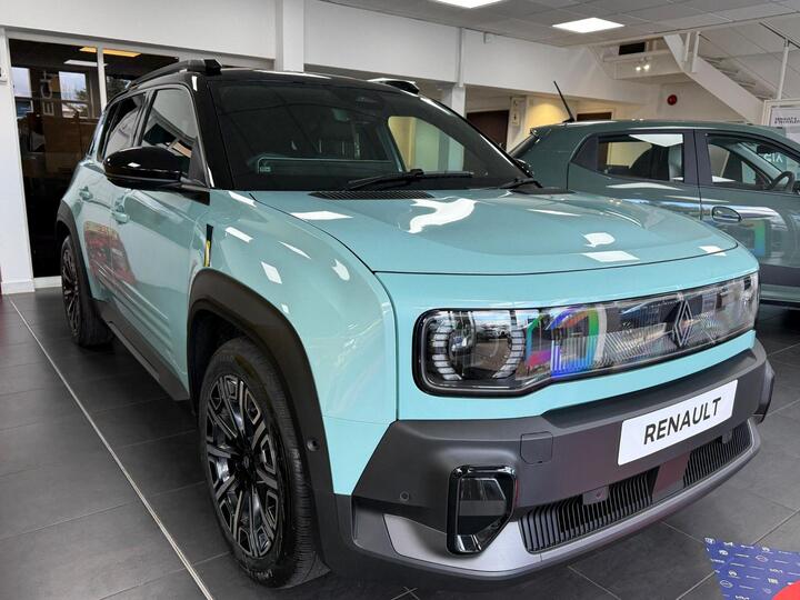 Renault 4 Comfort Range 52kWh Iconic+ Auto 5dr