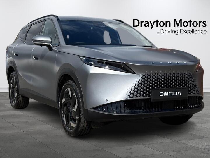OMODA 7 1.5T SHS 18.4kWh Knight DHT1 Euro 6 (s/s) 5dr