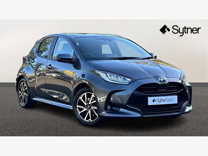 Toyota Yaris 1.5 VVT-h Design E-CVT Euro 6 (s/s) 5dr